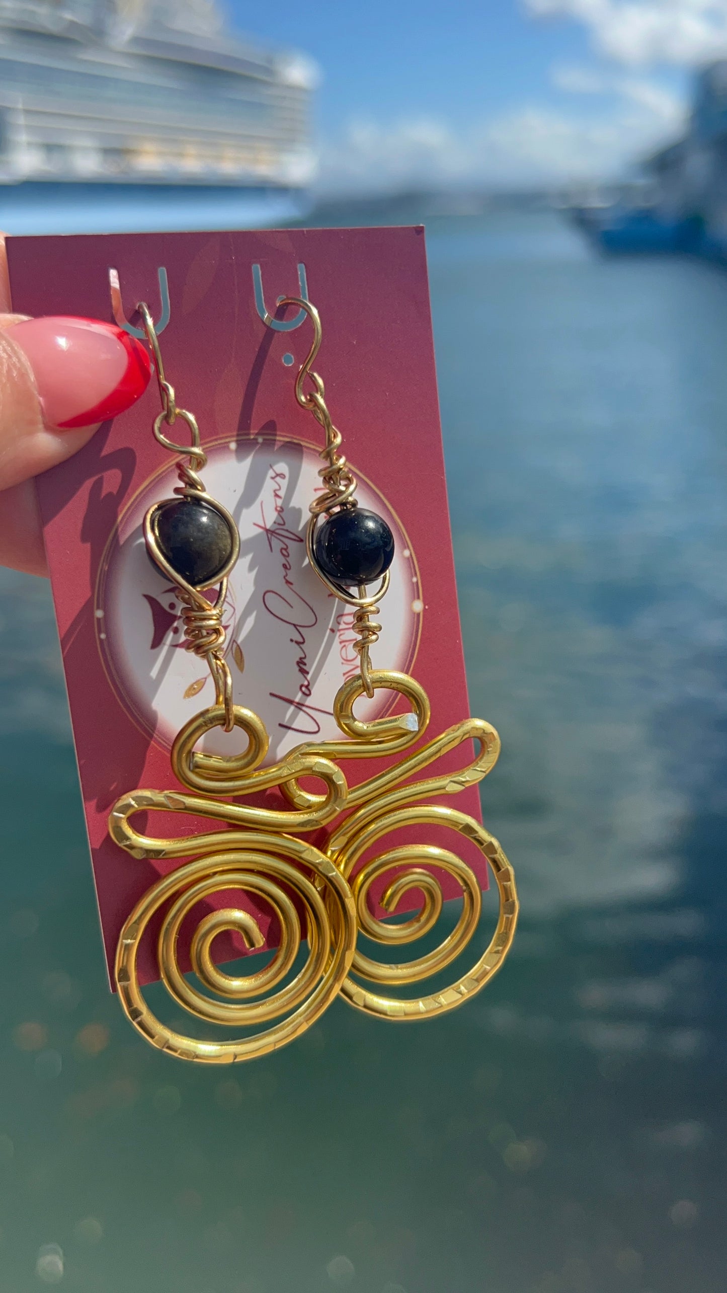 Aretes con intension