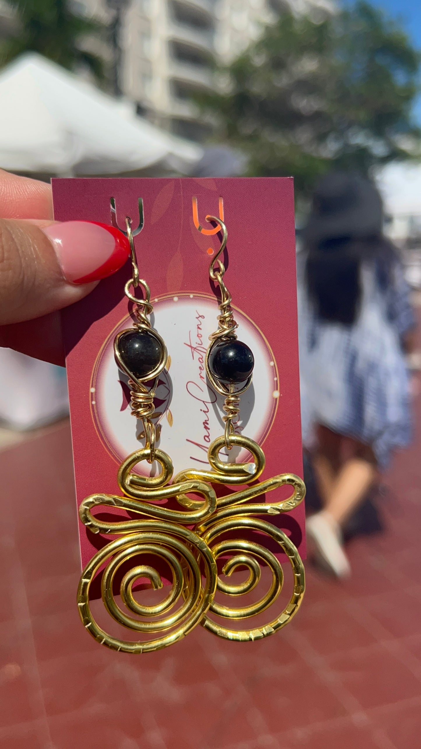 Aretes con intension